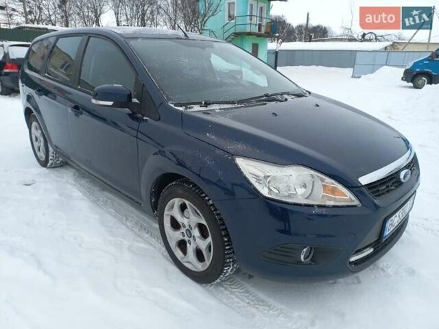 Синій Форд Фокус, об'ємом двигуна 1.8 л та пробігом 228 тис. км за 4600 $, фото 2 на Automoto.ua