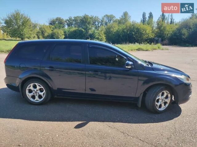 Синій Форд Фокус, об'ємом двигуна 1.56 л та пробігом 251 тис. км за 5300 $, фото 6 на Automoto.ua