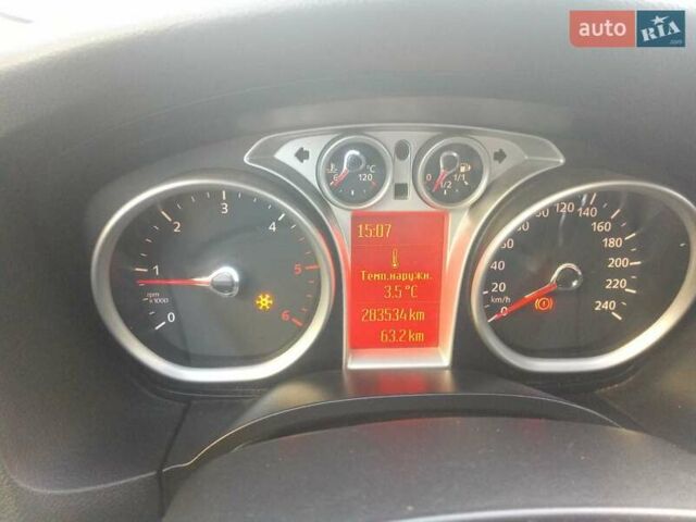 Синій Форд Фокус, об'ємом двигуна 1.6 л та пробігом 283 тис. км за 5461 $, фото 11 на Automoto.ua