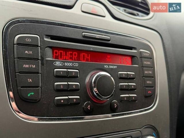 Синий Форд Фокус, объемом двигателя 1.56 л и пробегом 251 тыс. км за 5490 $, фото 20 на Automoto.ua