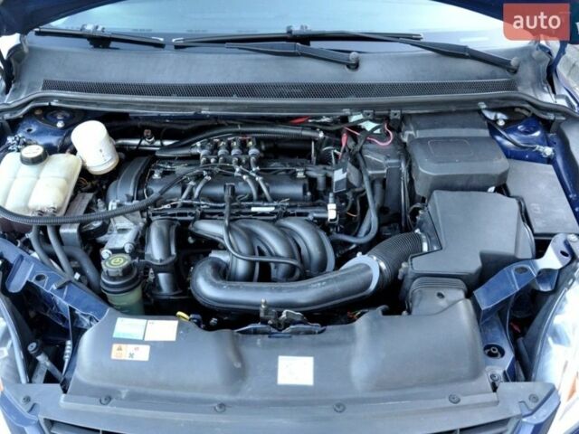 Синий Форд Фокус, объемом двигателя 1.6 л и пробегом 188 тыс. км за 5700 $, фото 22 на Automoto.ua