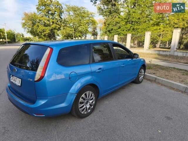 Синій Форд Фокус, об'ємом двигуна 2 л та пробігом 326 тис. км за 6500 $, фото 1 на Automoto.ua