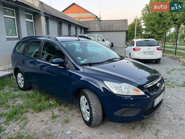 Синій Форд Фокус, об'ємом двигуна 1.6 л та пробігом 272 тис. км за 5150 $, фото 4 на Automoto.ua