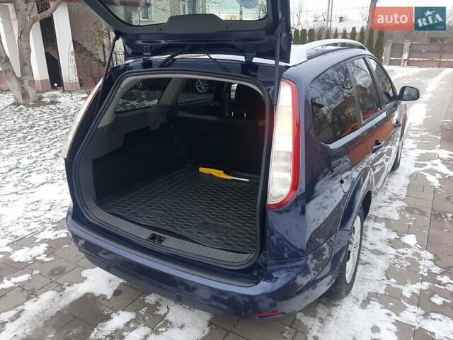 Синій Форд Фокус, об'ємом двигуна 1.56 л та пробігом 218 тис. км за 5500 $, фото 31 на Automoto.ua