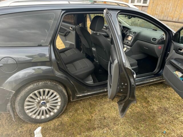 Синий Форд Фокус, объемом двигателя 1.6 л и пробегом 288 тыс. км за 5200 $, фото 7 на Automoto.ua