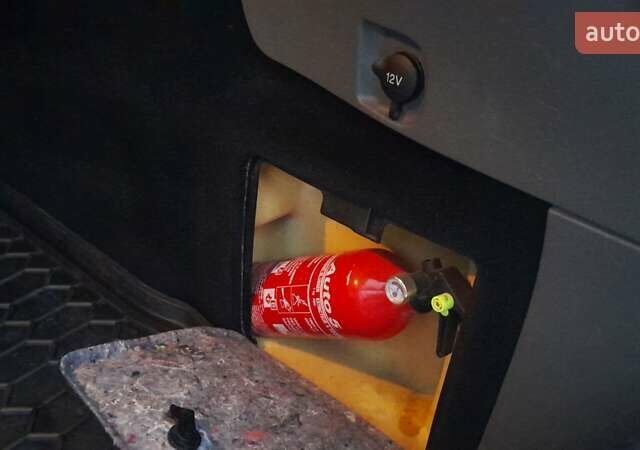 Синій Форд Фокус, об'ємом двигуна 1.6 л та пробігом 216 тис. км за 5450 $, фото 43 на Automoto.ua