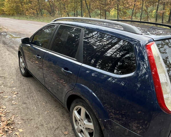 Синий Форд Фокус, объемом двигателя 1.56 л и пробегом 284 тыс. км за 5750 $, фото 3 на Automoto.ua