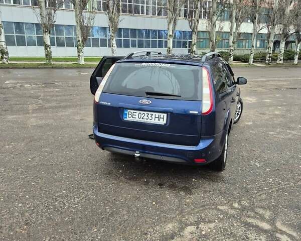 Синий Форд Фокус, объемом двигателя 1.6 л и пробегом 240 тыс. км за 6300 $, фото 3 на Automoto.ua