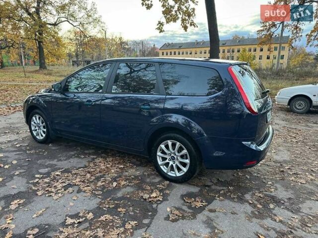 Синій Форд Фокус, об'ємом двигуна 1.6 л та пробігом 318 тис. км за 5200 $, фото 6 на Automoto.ua