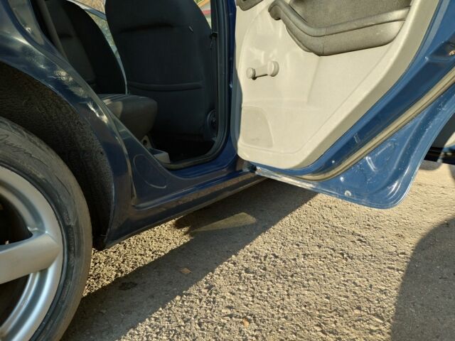 Синий Форд Фокус, объемом двигателя 1.6 л и пробегом 236 тыс. км за 5300 $, фото 7 на Automoto.ua