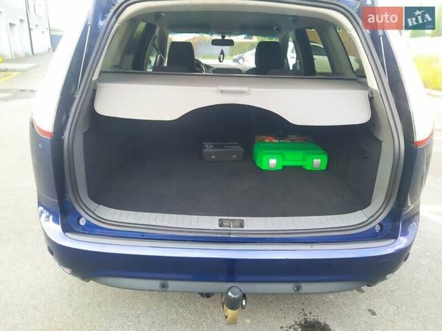 Синий Форд Фокус, объемом двигателя 1.6 л и пробегом 269 тыс. км за 5500 $, фото 13 на Automoto.ua