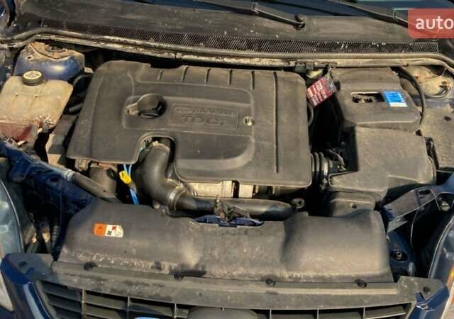 Синий Форд Фокус, объемом двигателя 1.56 л и пробегом 315 тыс. км за 4900 $, фото 6 на Automoto.ua