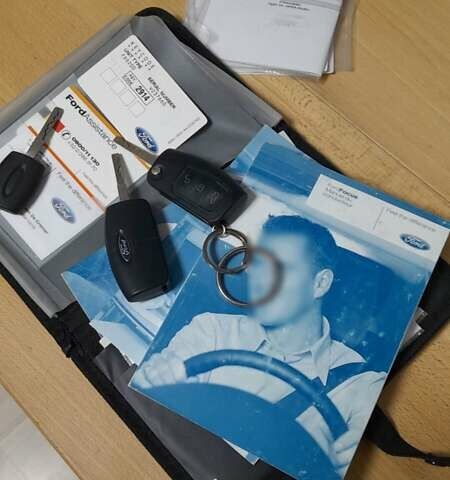 Синій Форд Фокус, об'ємом двигуна 1.56 л та пробігом 218 тис. км за 5500 $, фото 45 на Automoto.ua