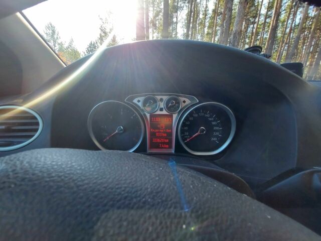 Синий Форд Фокус, объемом двигателя 1.6 л и пробегом 334 тыс. км за 5600 $, фото 10 на Automoto.ua