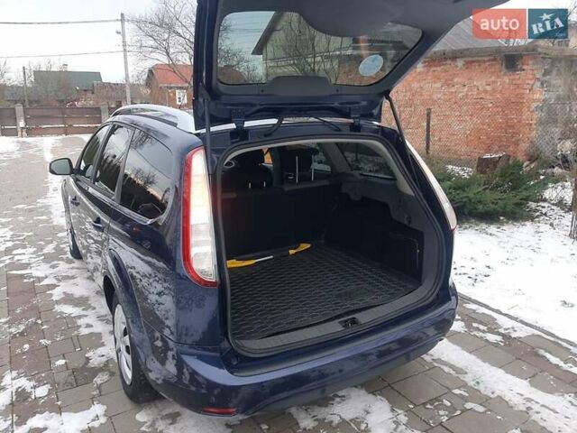 Синій Форд Фокус, об'ємом двигуна 1.56 л та пробігом 218 тис. км за 5500 $, фото 26 на Automoto.ua