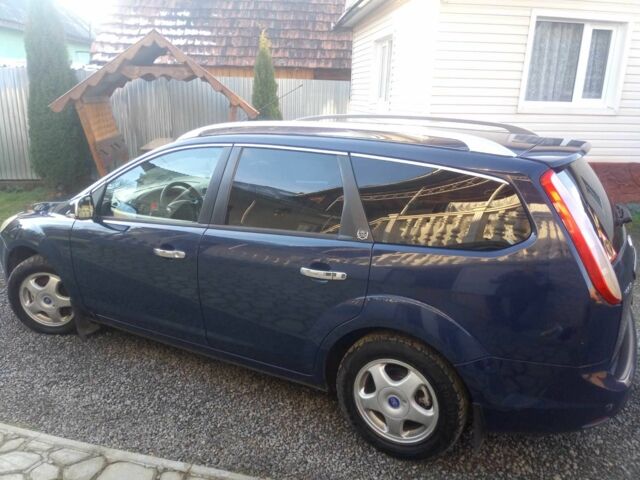 Синий Форд Фокус, объемом двигателя 1.6 л и пробегом 283 тыс. км за 5461 $, фото 3 на Automoto.ua