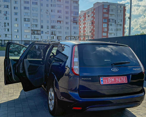 Синій Форд Фокус, об'ємом двигуна 1.8 л та пробігом 228 тис. км за 5950 $, фото 1 на Automoto.ua