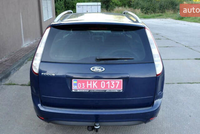 Синий Форд Фокус, объемом двигателя 1.6 л и пробегом 198 тыс. км за 6000 $, фото 5 на Automoto.ua