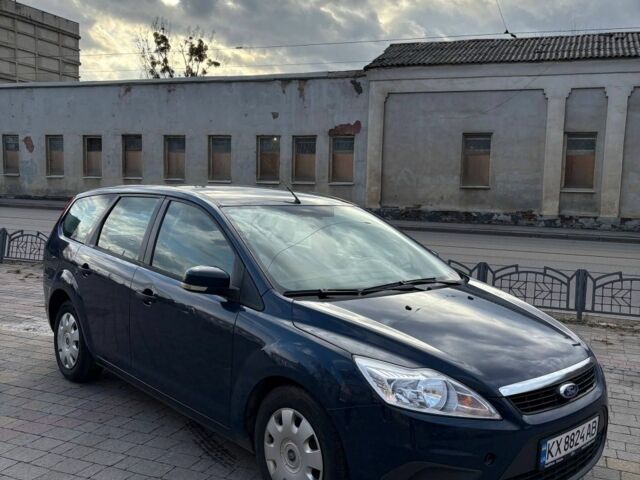 Синий Форд Фокус, объемом двигателя 1.6 л и пробегом 240 тыс. км за 4800 $, фото 1 на Automoto.ua
