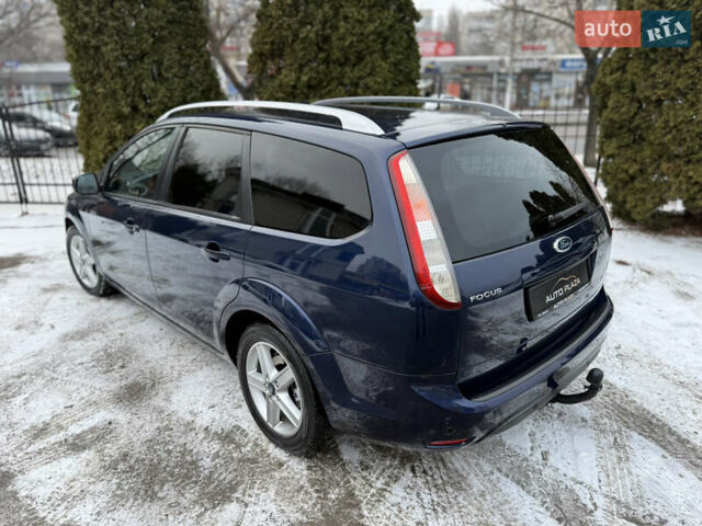 Синій Форд Фокус, об'ємом двигуна 1.6 л та пробігом 249 тис. км за 4900 $, фото 32 на Automoto.ua