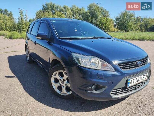 Синій Форд Фокус, об'ємом двигуна 1.56 л та пробігом 251 тис. км за 5300 $, фото 1 на Automoto.ua