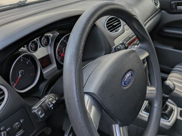 Синий Форд Фокус, объемом двигателя 1.6 л и пробегом 181 тыс. км за 5990 $, фото 19 на Automoto.ua