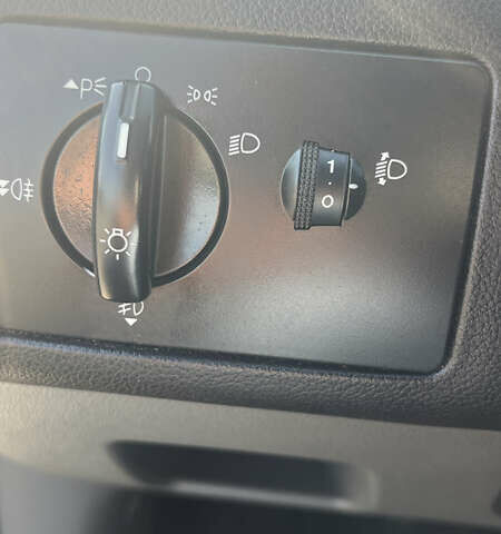 Синій Форд Фокус, об'ємом двигуна 1.8 л та пробігом 228 тис. км за 4800 $, фото 13 на Automoto.ua