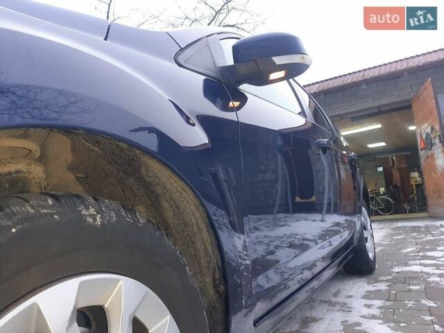Синій Форд Фокус, об'ємом двигуна 1.56 л та пробігом 218 тис. км за 5500 $, фото 16 на Automoto.ua