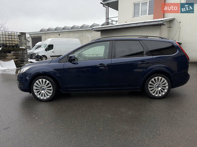 Синий Форд Фокус, объемом двигателя 1.6 л и пробегом 200 тыс. км за 7200 $, фото 3 на Automoto.ua