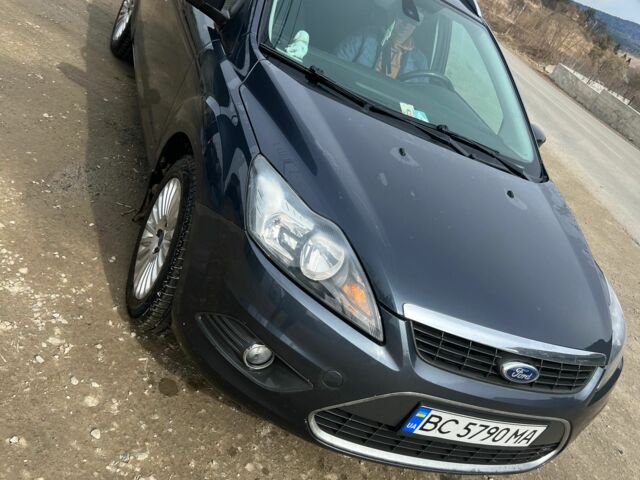 Синий Форд Фокус, объемом двигателя 1.6 л и пробегом 288 тыс. км за 5200 $, фото 6 на Automoto.ua