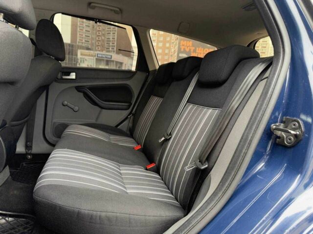 Синій Форд Фокус, об'ємом двигуна 0 л та пробігом 251 тис. км за 5490 $, фото 9 на Automoto.ua