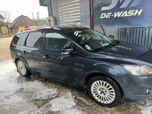 Синий Форд Фокус, объемом двигателя 1.6 л и пробегом 288 тыс. км за 5200 $, фото 10 на Automoto.ua