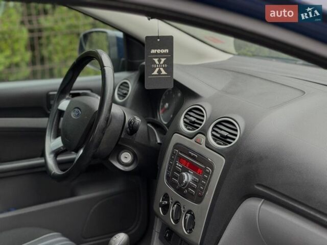 Синий Форд Фокус, объемом двигателя 1.6 л и пробегом 234 тыс. км за 5800 $, фото 19 на Automoto.ua