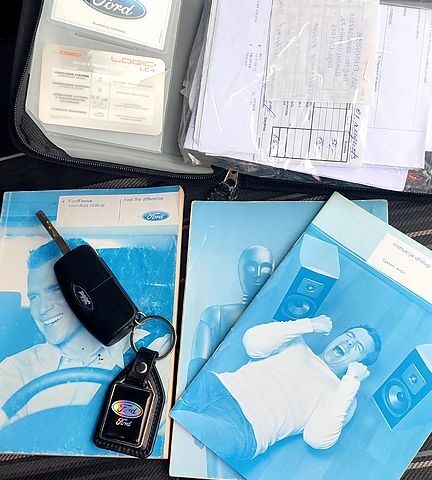 Синий Форд Фокус, объемом двигателя 1.6 л и пробегом 170 тыс. км за 5700 $, фото 4 на Automoto.ua