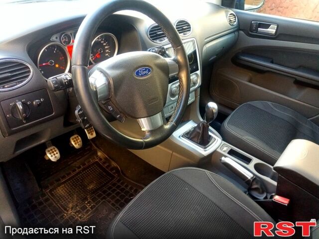 Синий Форд Фокус, объемом двигателя 1.6 л и пробегом 283 тыс. км за 5300 $, фото 10 на Automoto.ua