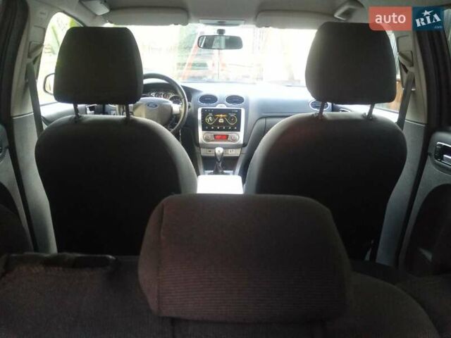 Синій Форд Фокус, об'ємом двигуна 1.6 л та пробігом 283 тис. км за 5461 $, фото 7 на Automoto.ua