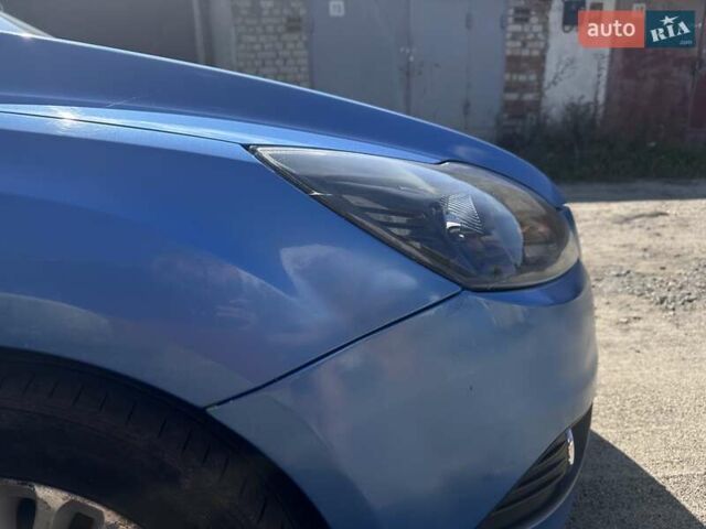 Синий Форд Фокус, объемом двигателя 1.56 л и пробегом 215 тыс. км за 6200 $, фото 11 на Automoto.ua
