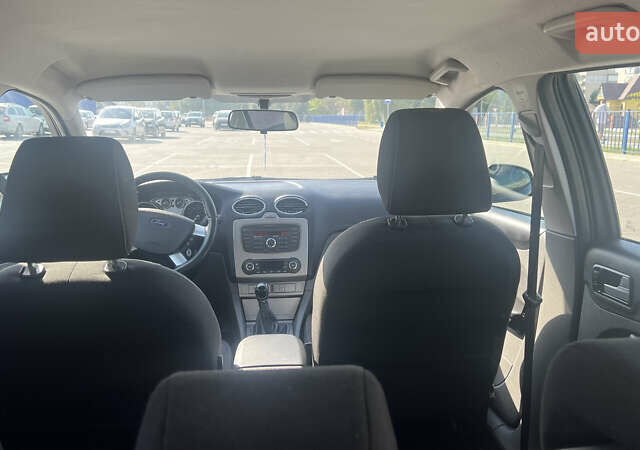 Синій Форд Фокус, об'ємом двигуна 1.8 л та пробігом 228 тис. км за 4800 $, фото 20 на Automoto.ua