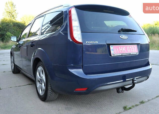Синий Форд Фокус, объемом двигателя 1.6 л и пробегом 198 тыс. км за 6000 $, фото 7 на Automoto.ua