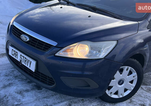 Синий Форд Фокус, объемом двигателя 1.56 л и пробегом 345 тыс. км за 5500 $, фото 33 на Automoto.ua