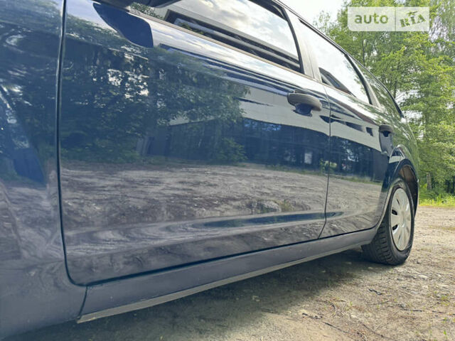 Синій Форд Фокус, об'ємом двигуна 1.56 л та пробігом 280 тис. км за 4599 $, фото 31 на Automoto.ua