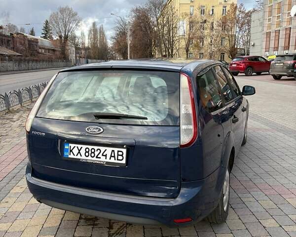 Синий Форд Фокус, объемом двигателя 1.6 л и пробегом 240 тыс. км за 4800 $, фото 4 на Automoto.ua