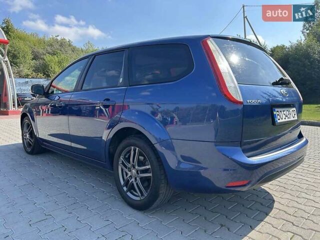 Синий Форд Фокус, объемом двигателя 1.6 л и пробегом 207 тыс. км за 5900 $, фото 3 на Automoto.ua