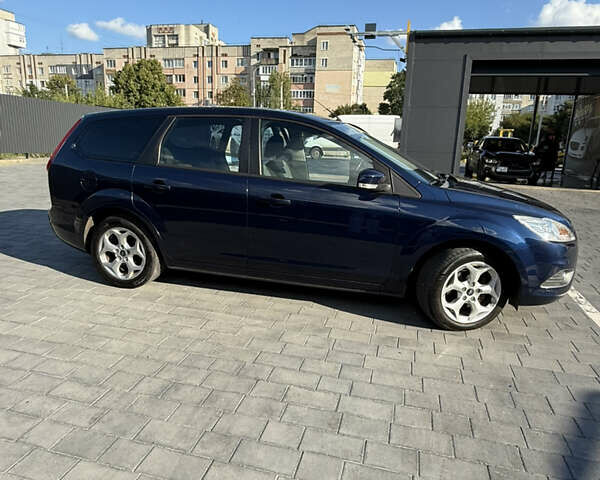 Синій Форд Фокус, об'ємом двигуна 1.8 л та пробігом 228 тис. км за 5950 $, фото 3 на Automoto.ua