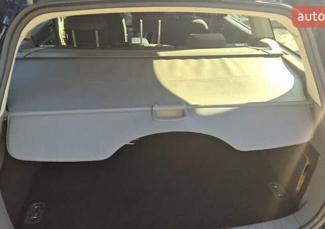 Синій Форд Фокус, об'ємом двигуна 1.56 л та пробігом 250 тис. км за 6499 $, фото 5 на Automoto.ua