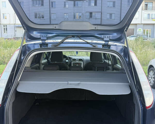 Синій Форд Фокус, об'ємом двигуна 1.8 л та пробігом 228 тис. км за 5950 $, фото 8 на Automoto.ua