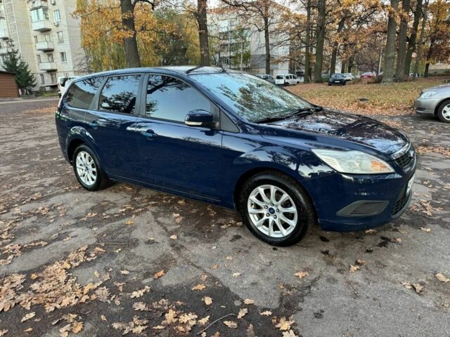 Синий Форд Фокус, объемом двигателя 1.6 л и пробегом 318 тыс. км за 5200 $, фото 7 на Automoto.ua