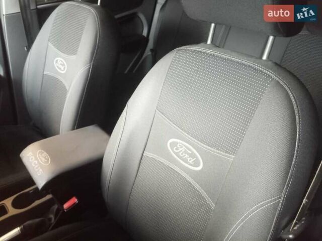 Синій Форд Фокус, об'ємом двигуна 1.6 л та пробігом 283 тис. км за 5461 $, фото 15 на Automoto.ua