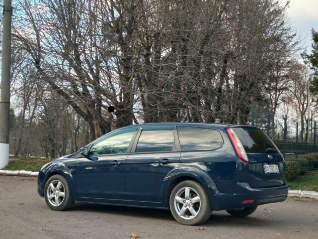 Синий Форд Фокус, объемом двигателя 1.6 л и пробегом 236 тыс. км за 5300 $, фото 2 на Automoto.ua