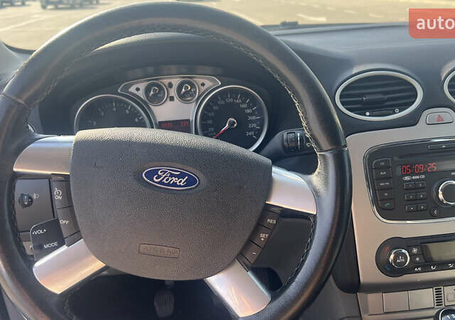 Синій Форд Фокус, об'ємом двигуна 1.8 л та пробігом 228 тис. км за 4800 $, фото 14 на Automoto.ua
